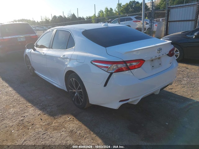 4T1G11AKXLU900575 Toyota CAMRY SE