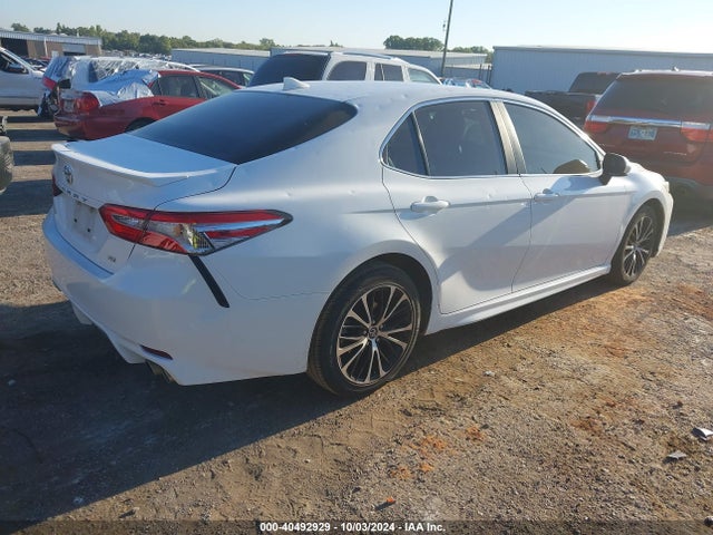4T1G11AKXLU900575 Toyota CAMRY SE