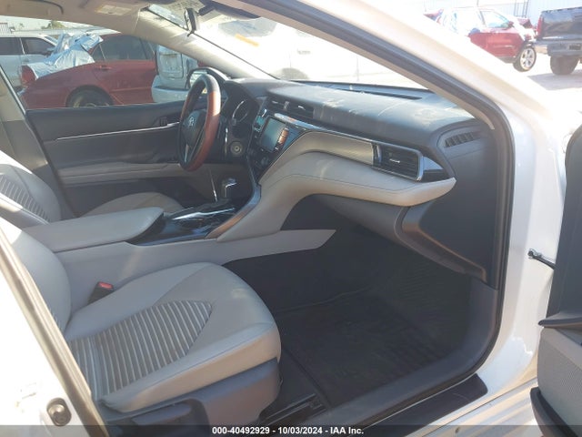4T1G11AKXLU900575 Toyota CAMRY SE