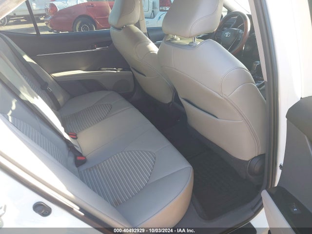 4T1G11AKXLU900575 Toyota CAMRY SE