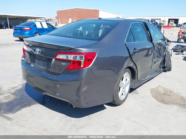Toyota CAMRY SE 2014 4T1BF1FKXEU853765 Image 4