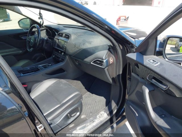 SADCJ2FX5JA294554 Jaguar F-pace 25t Premium