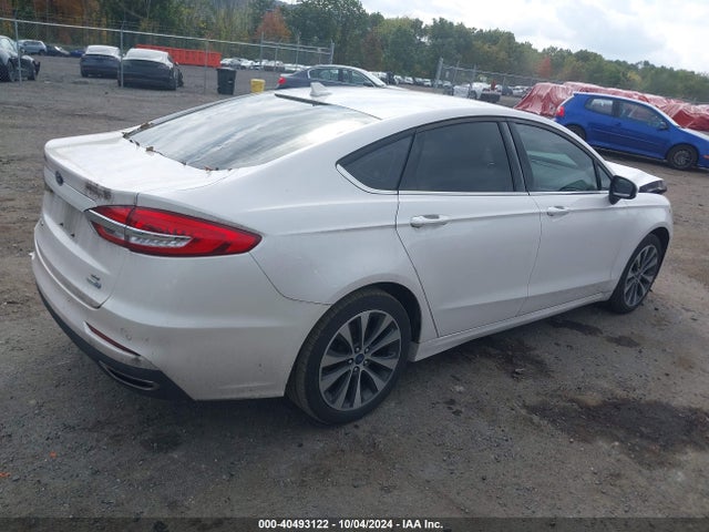 Ford FUSION SE 2020 3FA6P0T99LR267440 Image 4