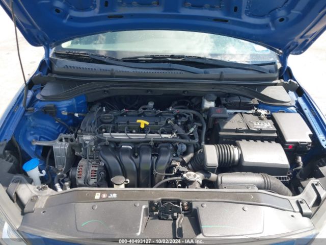 5NPD74LF0JH325109 Hyundai ELANTRA SE