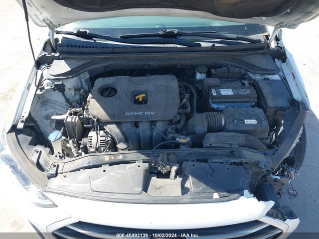 Hyundai Elantra Value Edition 2018 5NPD84LF4JH288370 Image 10