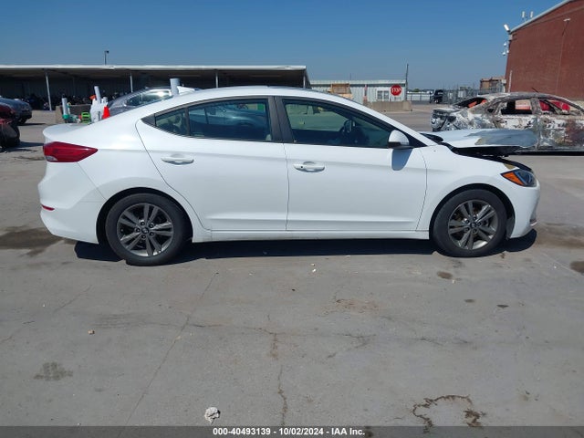 Hyundai Elantra Value Edition 2018 5NPD84LF4JH288370 Image 13