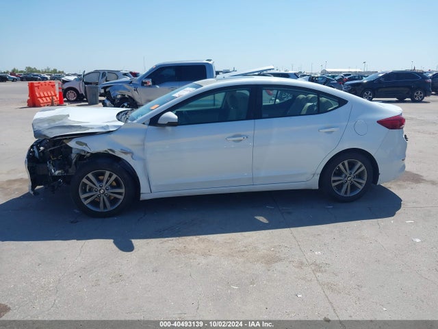 Hyundai Elantra Value Edition 2018 5NPD84LF4JH288370 Image 14