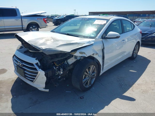 Hyundai Elantra Value Edition 2018 5NPD84LF4JH288370 Image 2