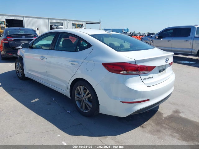 Hyundai Elantra Value Edition 2018 5NPD84LF4JH288370 Image 3