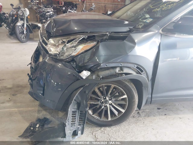 Toyota Highlander Xle 2017 5TDJZRFH2HS481180 Image 16