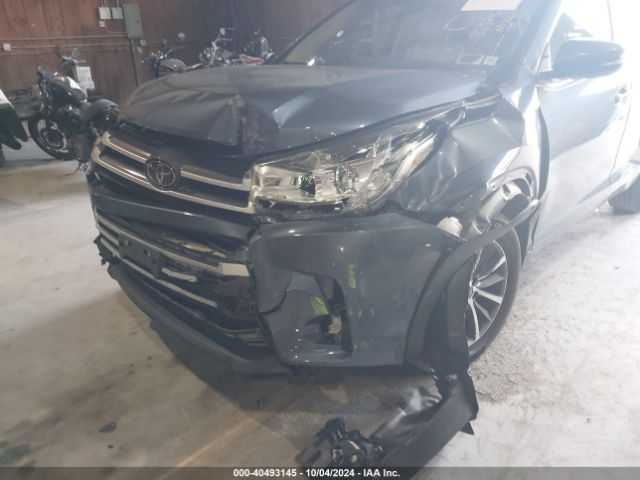 2017 TOYOTA HIGHLANDER 5TDJZRFH2HS481180 Photo 5
