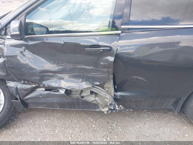 Chevrolet EQUINOX LT 2018 2GNAXSEV7J6259780 Image 15
