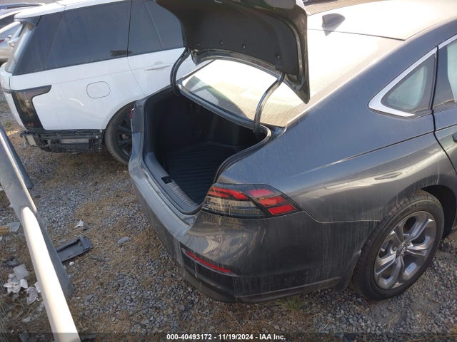 Honda ACCORD EX 2024 1HGCY1F32RA042451 Image 16