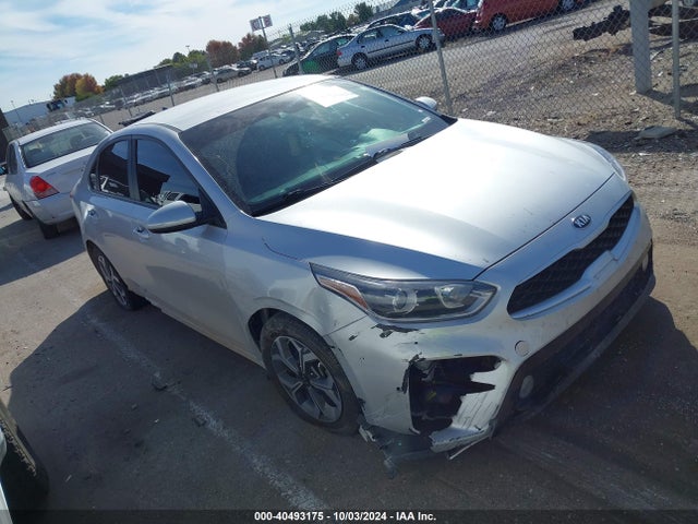 2020 3KPF24AD4LE142635 main image
