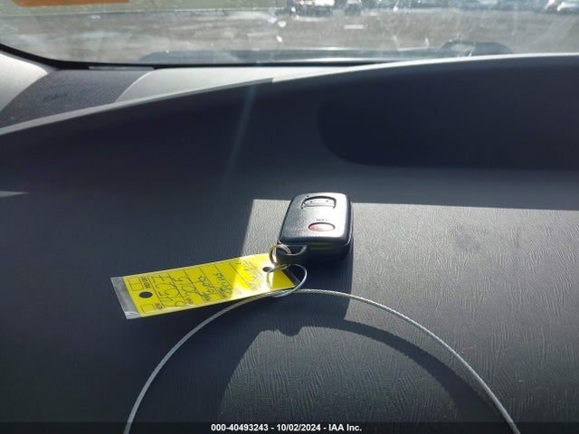 Toyota Prius Two 2015 JTDKN3DU8F1945662 Image 11