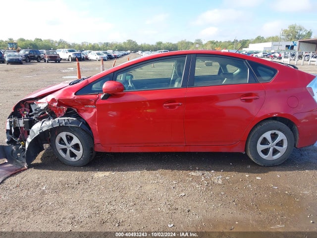 Toyota Prius Two 2015 JTDKN3DU8F1945662 Image 14
