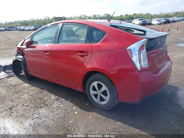 Toyota Prius Two 2015 JTDKN3DU8F1945662 Image 3