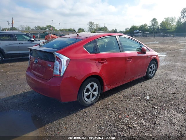 Toyota Prius Two 2015 JTDKN3DU8F1945662 Image 4