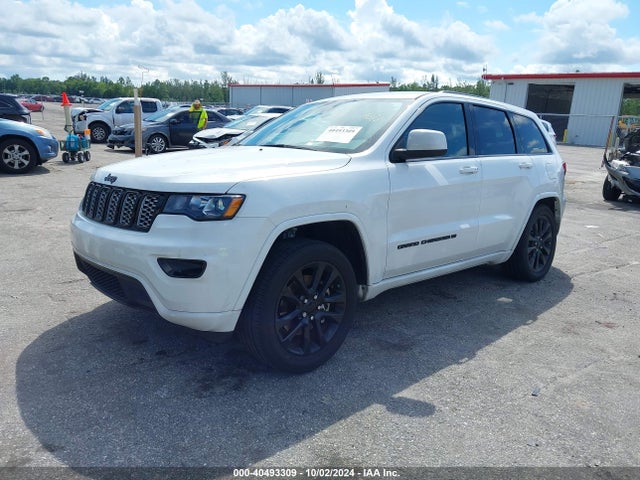 1C4RJEAG8NC155575 Jeep Grand Cherokee Wk Laredo X 4x2