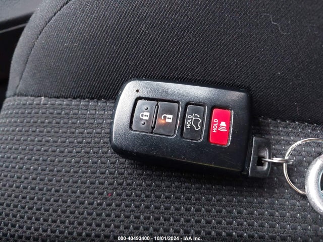 Toyota Rav4 Xle 2018 2T3WFREV1JW481133 Image 11
