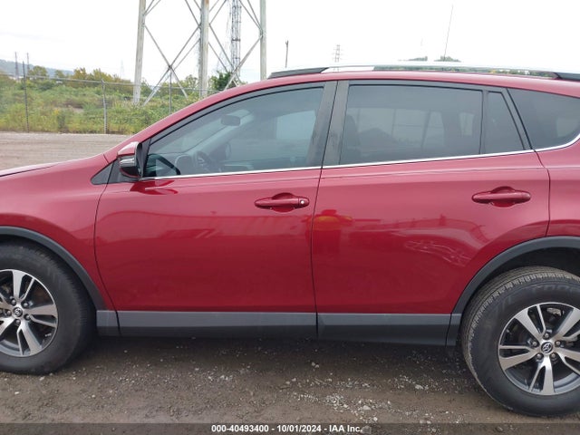 Toyota Rav4 Xle 2018 2T3WFREV1JW481133 Image 14