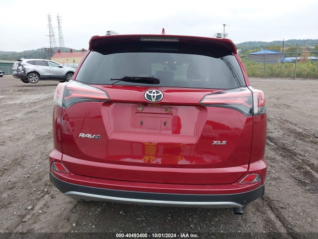 Toyota Rav4 Xle 2018 2T3WFREV1JW481133 Image 16