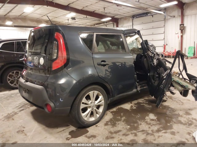 KIA SOUL + 2014 KNDJP3A53E7004974 Image 4