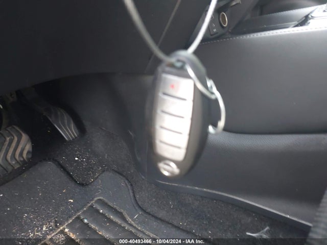 Nissan Rogue Sl 2017 5N1AT2MT6HC854413 Image 11