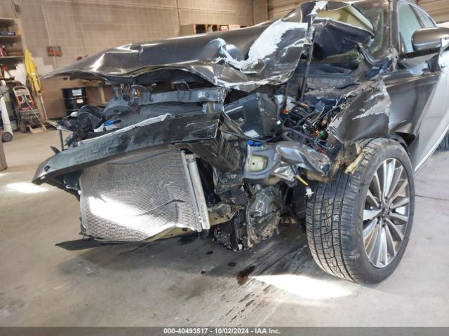 KNALB4J10H5042069 KIA Cadenza Premium