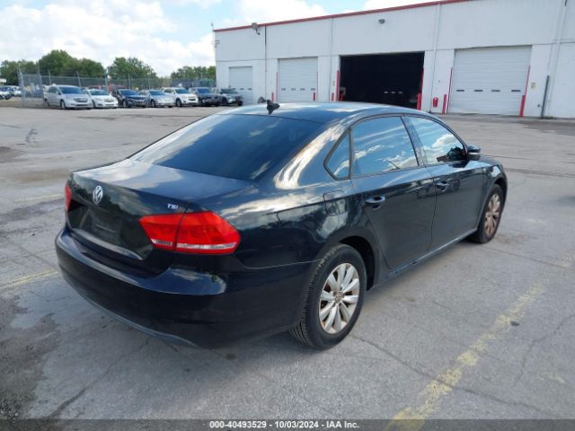 1VWAT7A39EC066580 Volkswagen Passat 1.8t Wolfsburg Edition