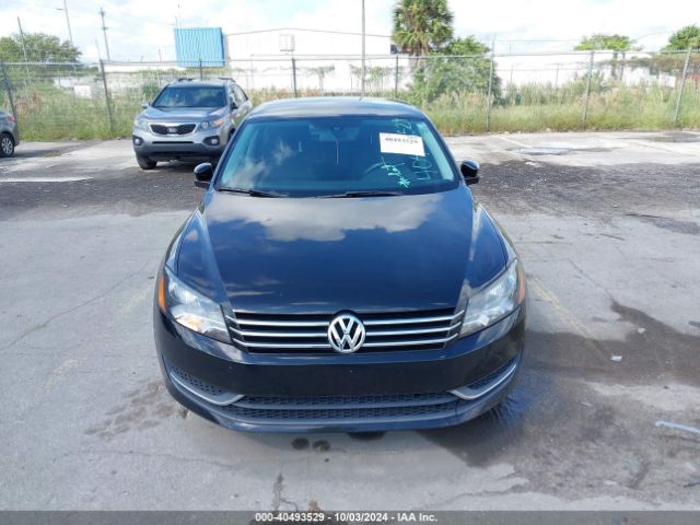 1VWAT7A39EC066580 Volkswagen Passat 1.8t Wolfsburg Edition