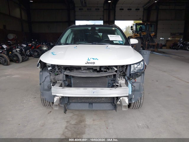 Jeep Compass Latitude 4x4 2018 3C4NJDBB0JT255986 Image 13
