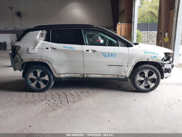 Jeep Compass Latitude 4x4 2018 3C4NJDBB0JT255986 Image 14