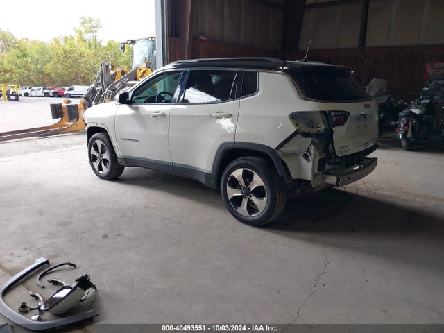 Jeep Compass Latitude 4x4 2018 3C4NJDBB0JT255986 Image 3