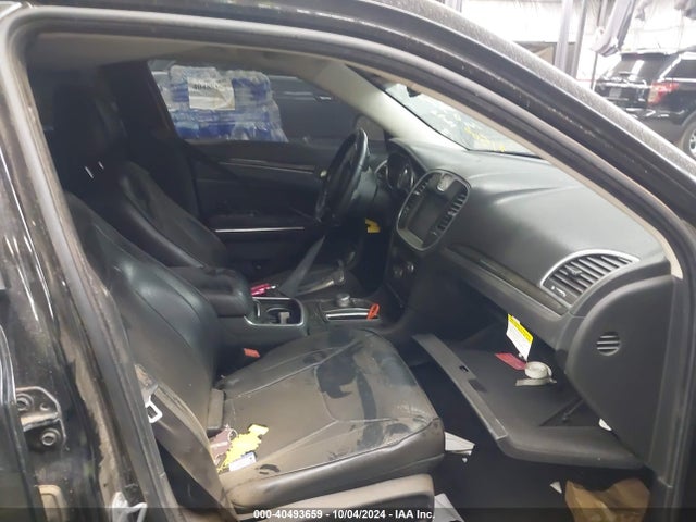 2C3CCAEG7GH273477 Chrysler 300C