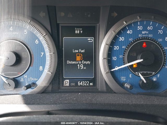 5TDYZ3DC0HS850945 Toyota Sienna Limited 7 Passenger