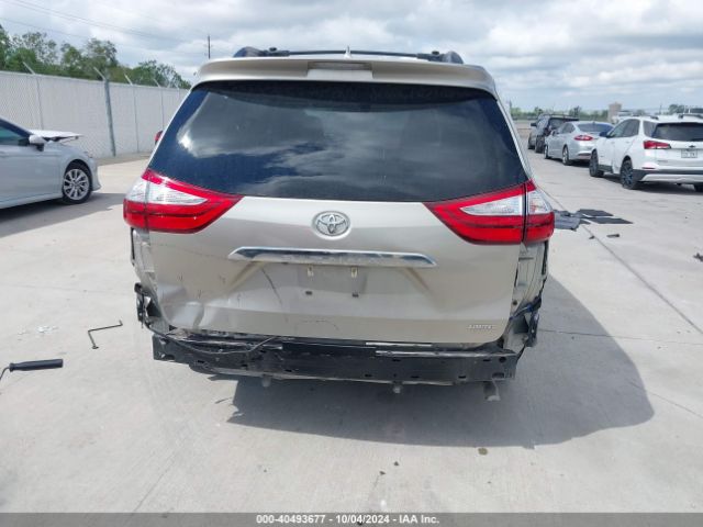 5TDYZ3DC0HS850945 Toyota Sienna Limited 7 Passenger