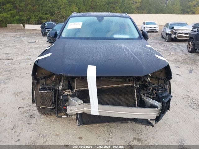 WA1LAAF71JD046509 Audi Q7 3.0t Premium