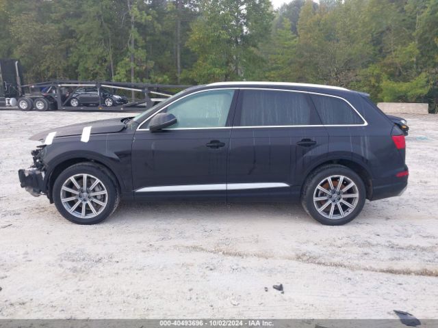 WA1LAAF71JD046509 Audi Q7 3.0t Premium