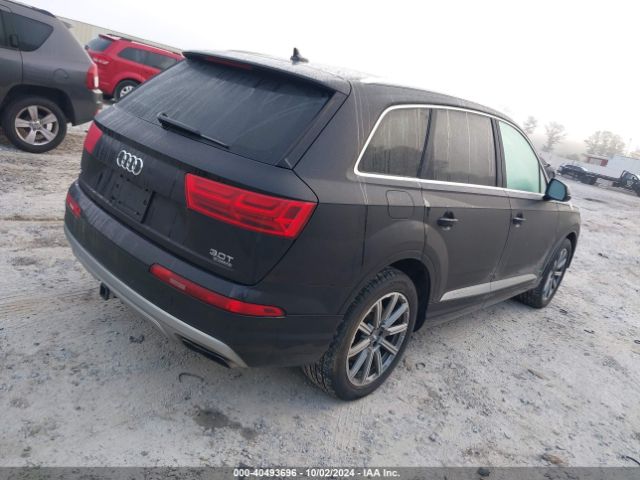 WA1LAAF71JD046509 Audi Q7 3.0t Premium