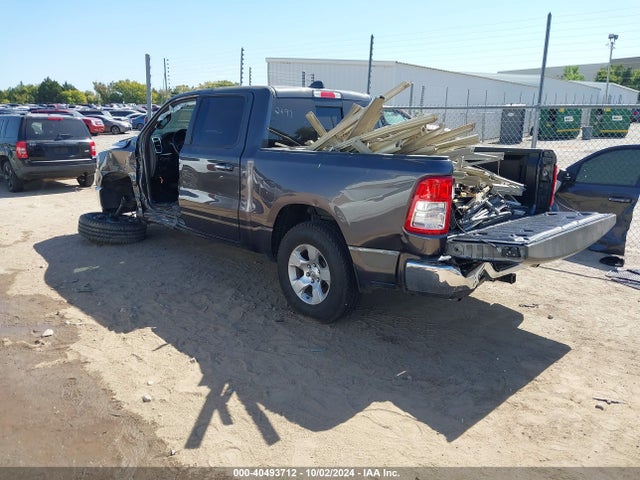 1C6SRFFT5KN852697 RAM 1500 Big Horn/lone Star  4x4 5'7 Box