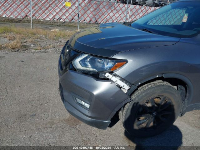 5N1AT2MV0JC755321 Nissan ROGUE SV