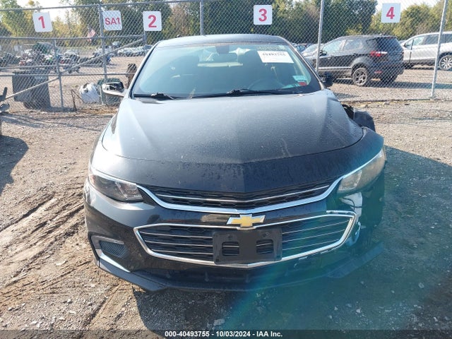 1G1ZD5ST2JF279197 Chevrolet MALIBU LT