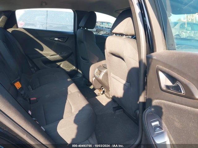 1G1ZD5ST2JF279197 Chevrolet MALIBU LT