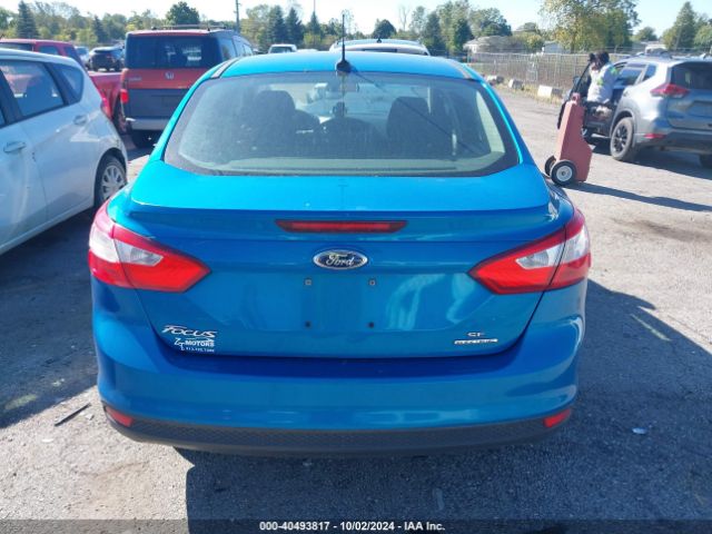 1FADP3F27EL194951 Ford FOCUS SE