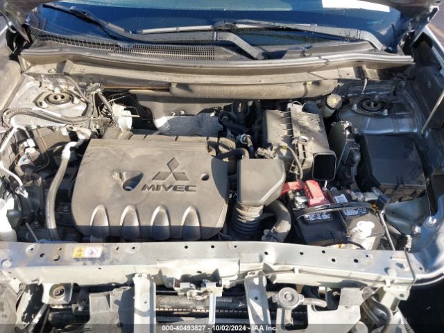 JA4AD2A32JZ054615 Mitsubishi Outlander Es