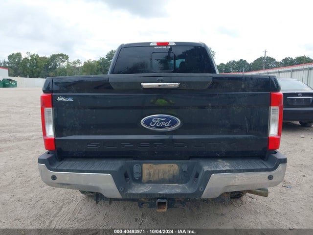 1FT7W2BT1HEC28507 Ford F-250 Lariat