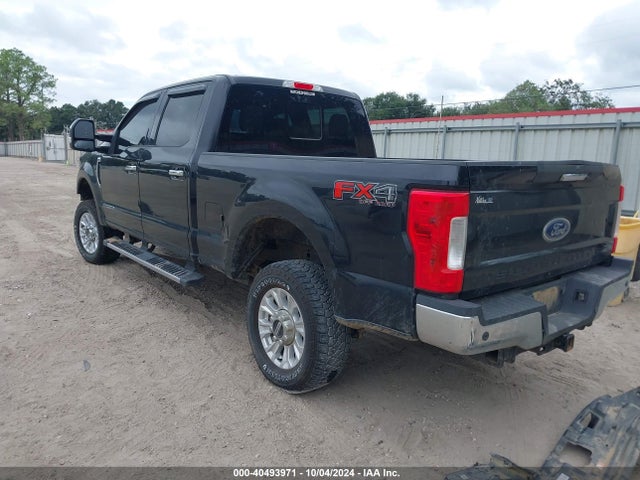 1FT7W2BT1HEC28507 Ford F-250 Lariat