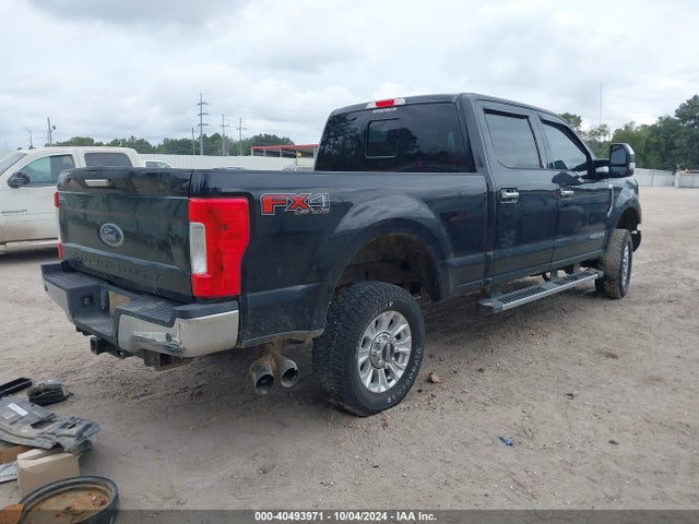 1FT7W2BT1HEC28507 Ford F-250 Lariat