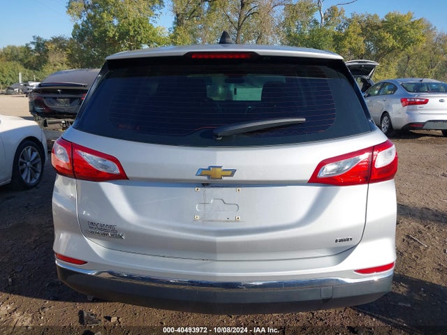 Chevrolet EQUINOX LS 2018 2GNAXREV2J6225657 Image 16